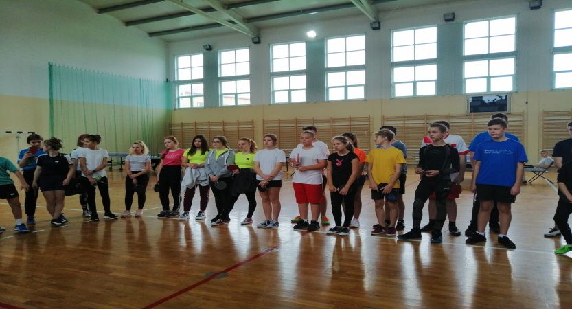 Read more about the article Powiatowe Igrzyska Młodzieży w tenisie stołowym
